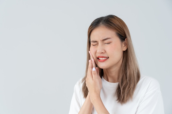 Tooth Pain And Trauma: How An Emergency Endodontist Can Help